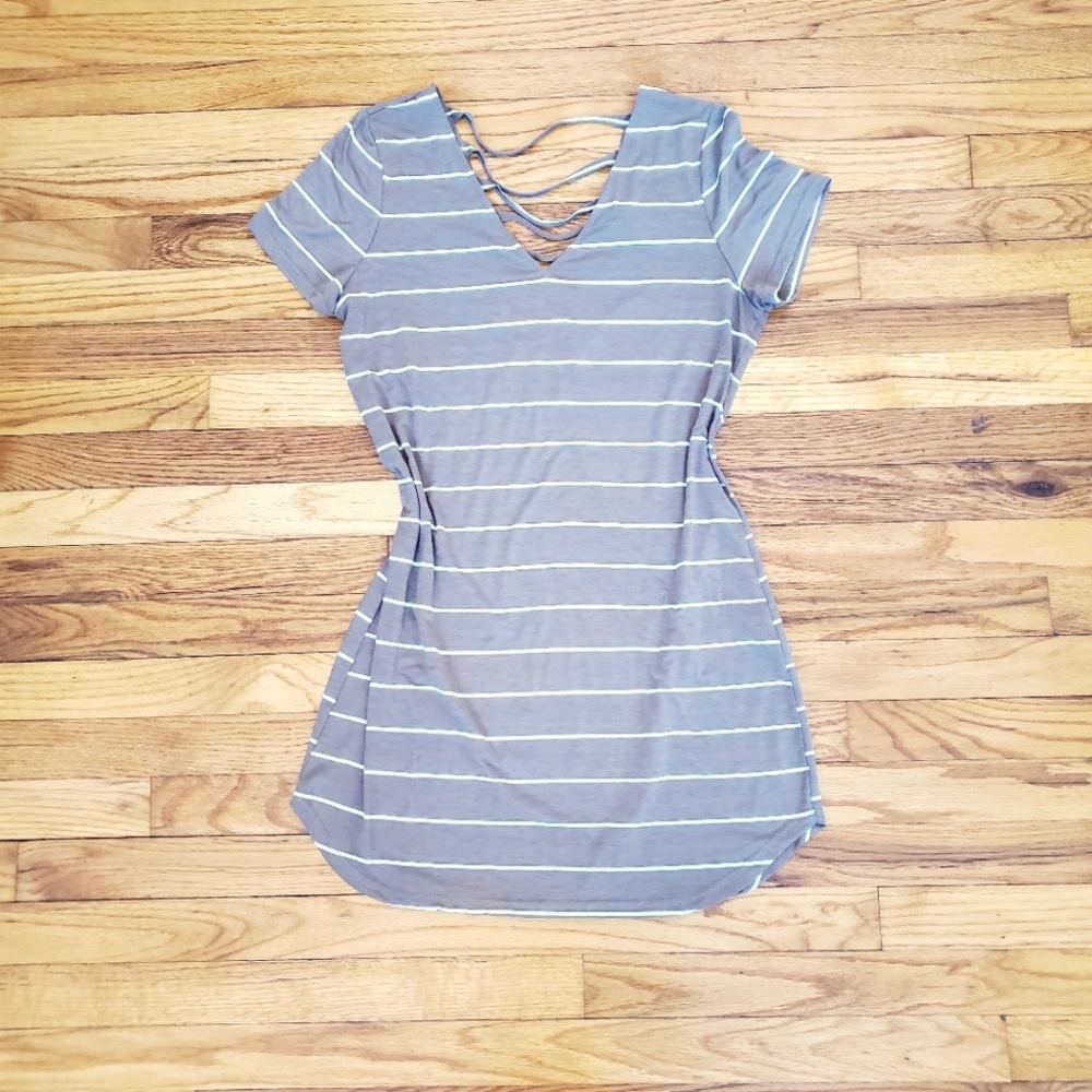 SHEIN T-shirt Dress - Tan and White - Large